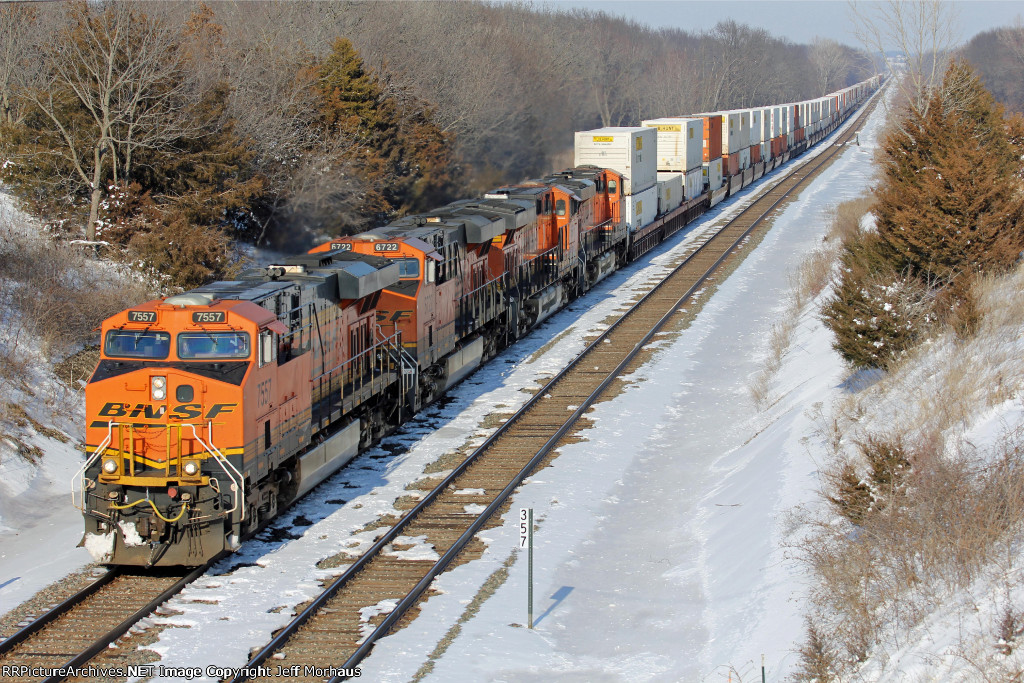 BNSF 7557